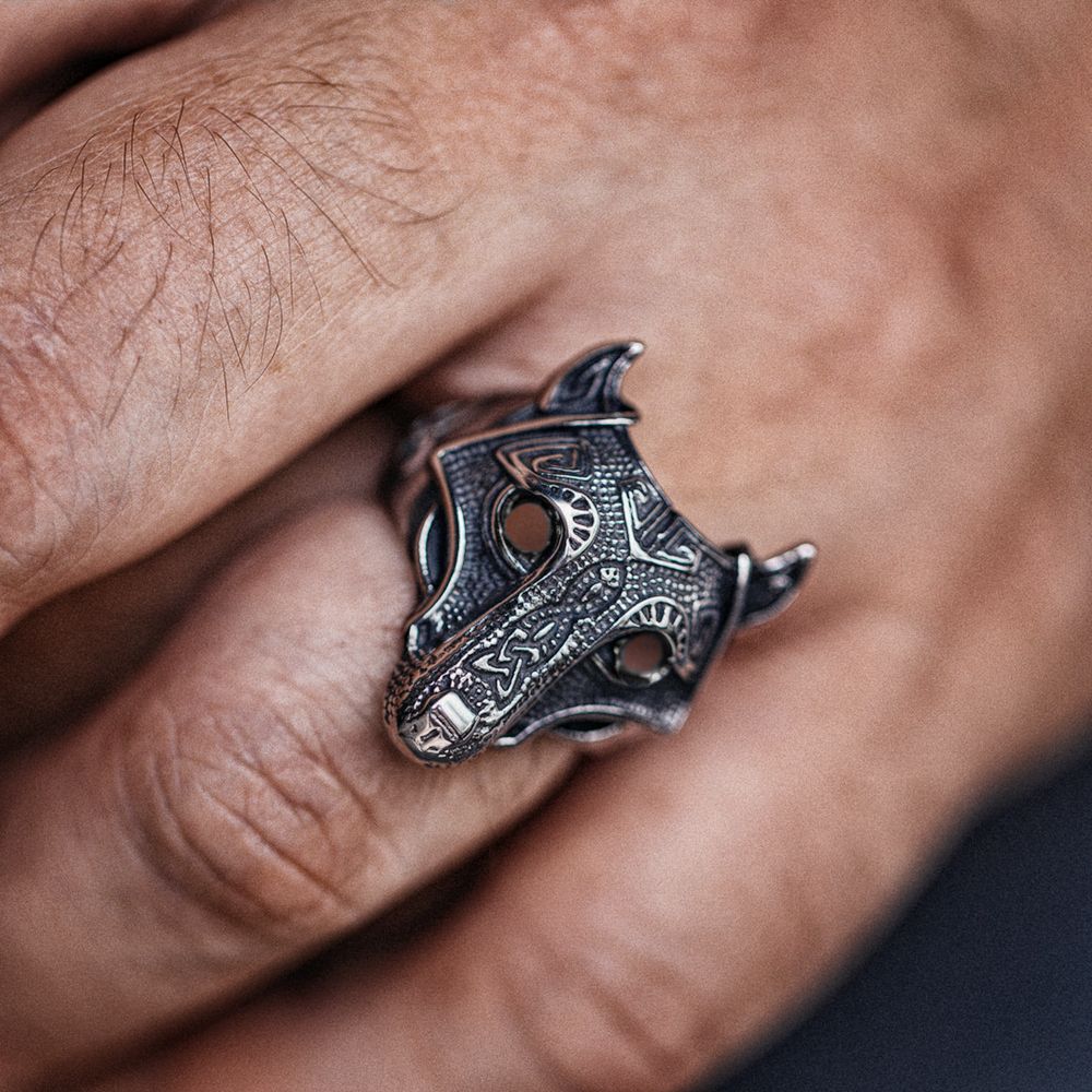 Wolf Mask Ring